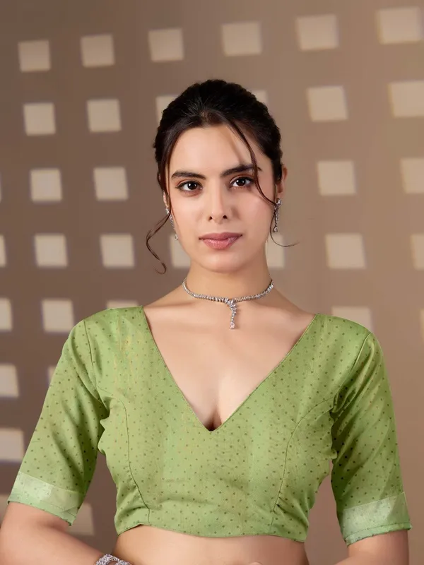Pastel_Green_Linen_Cotton_Floral_Digital_Printed_Contrast_Border_Saree_For_Women