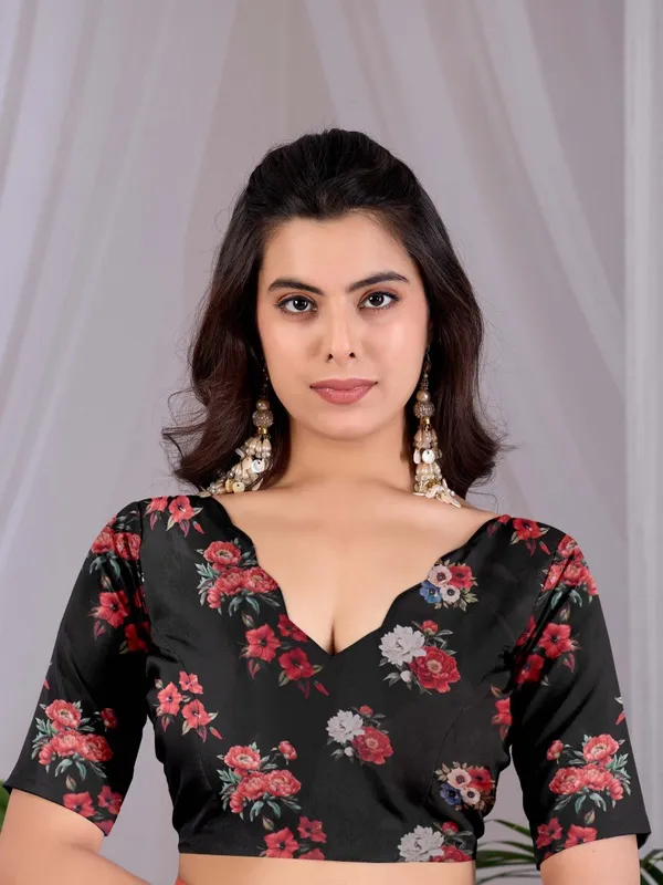Black_Satin_Georgette_Floral_Digital_Printed_Saree_For_Women
