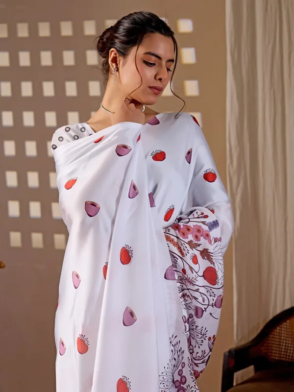White_Satin_Georgette_Floral_Printed_Saree_For_Women