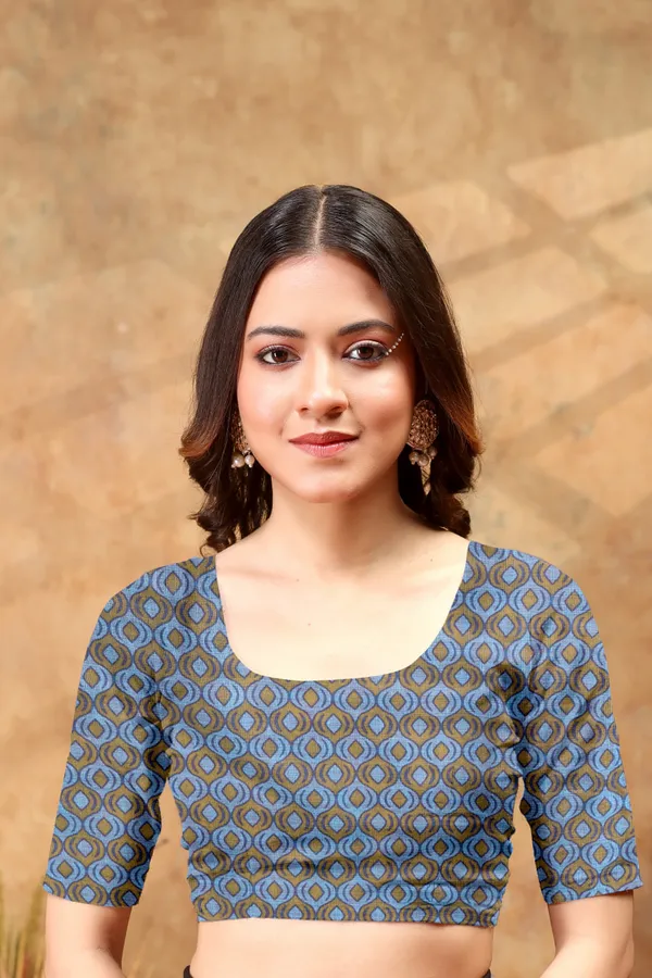 Blue_&_Off-White_Ethnic_Motif_Printed_Linen_Shimmer_Saree_with_Contrast_Border