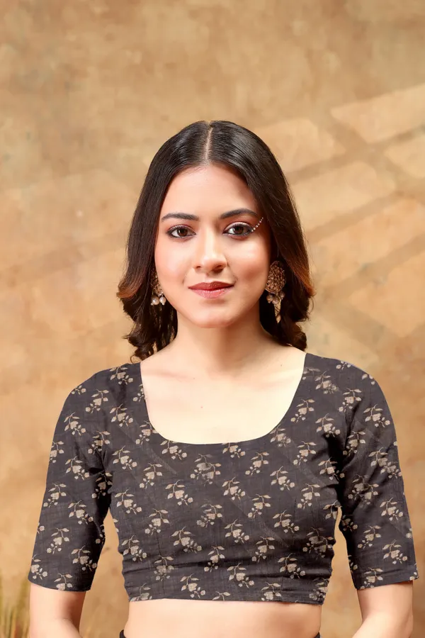Brown_Floral_Printed_Linen_Shimmer_Saree_with_Designer_Border