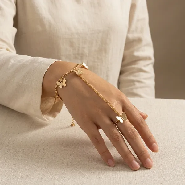 Gold_Alloy_Butterfly_Hand_Chain_Bracelet_With_Ring_For_Women