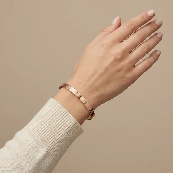 Rose_Gold_Alloy_Screw_Design_Bracelet_For_Women