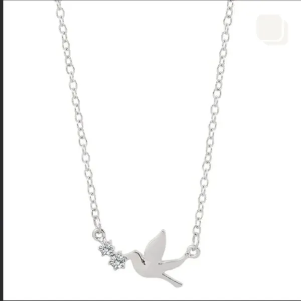 Silver_Alloy_Dove_Pendant_Necklace_For_Women