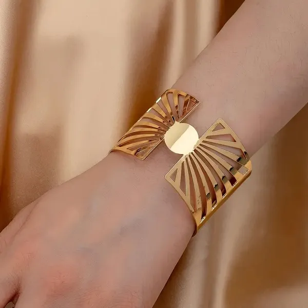 Gold_Alloy_Abstract_Curved_Cuff_Bracelet_For_Women