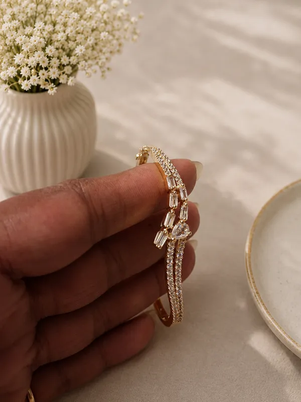 Lumina_Ad_Bracelet