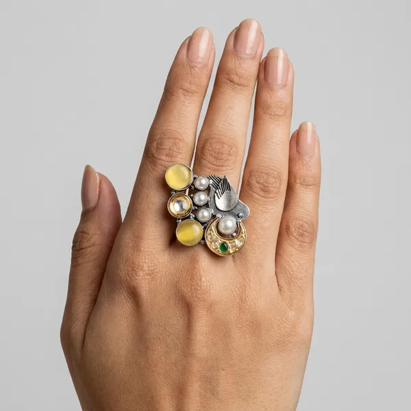 Yellow_Silver_Alloy_Cubic_Zirconia_Cat_Eye_Ring_For_Women