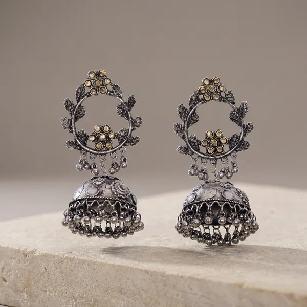 Silver_Alloy_Crystal_Stone_Chandelier_Earrings_For_Women