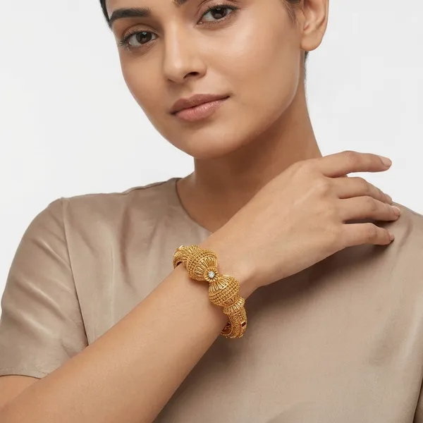 Gold_Alloy_Crystal_Stone_Embellished_Bangles_For_Women
