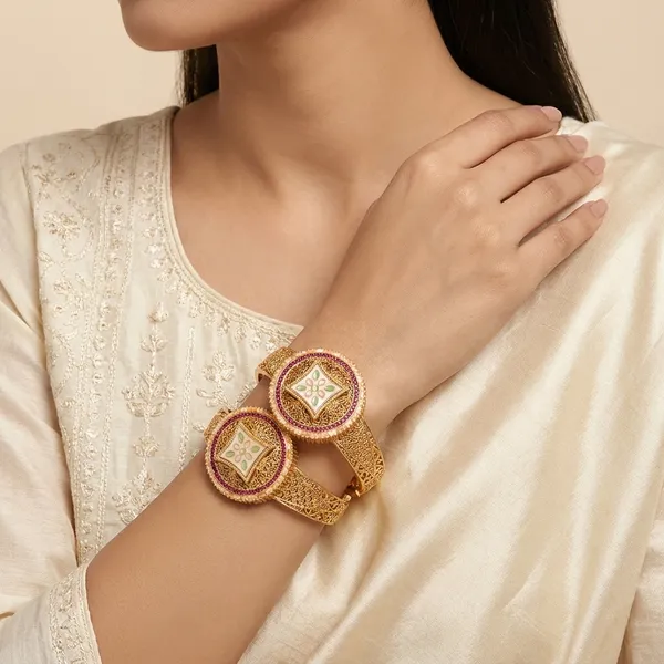 Gold_Alloy_Kundan_Floral_Enamel_Bangles_For_Women