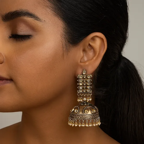 Silver_Alloy_Kundan_Traditional_Jhumka_Earrings_For_Women