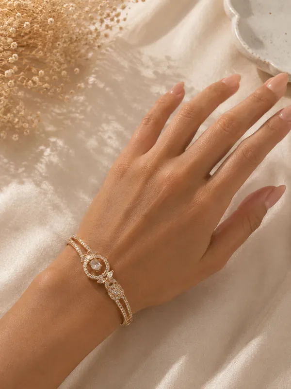 Aveline_Ad_Bracelet