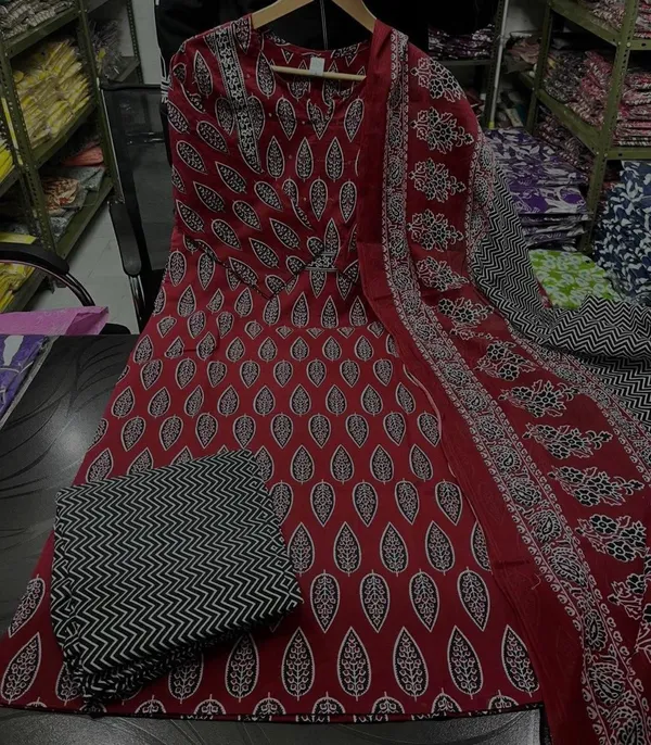 Ajrakh_Print_Cotton_Kurti_Set__