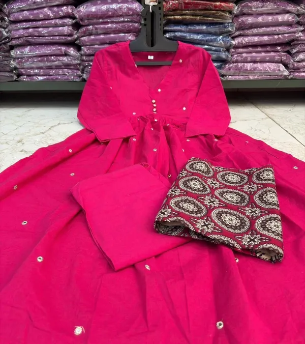 Aline_kurta_Set_with_Beautiful_Jaipur_Printed_Malmal_Dupatta_with_Matching_pant_