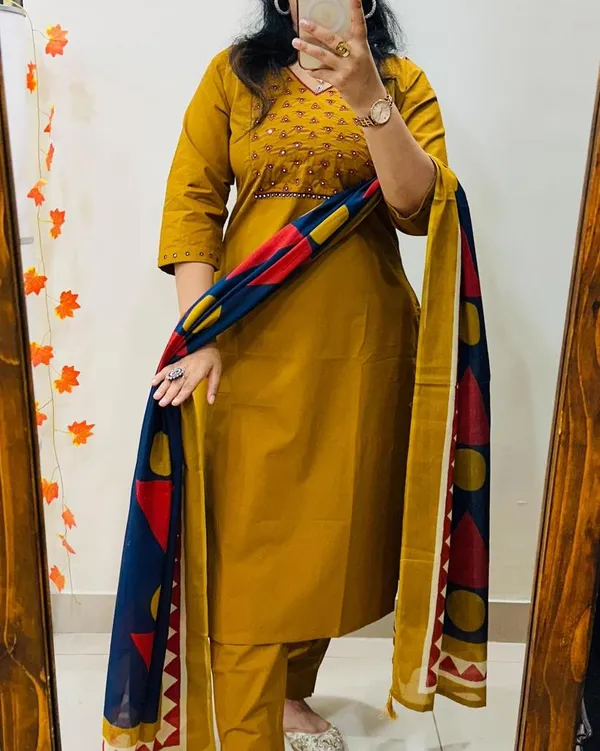 Beautiful_cotton_kurta_set_
