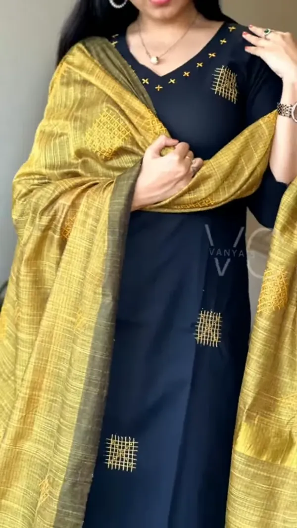 Black_Cotton_Handloom_Kurta_Pant_With_Dupatta_Set_For_Women