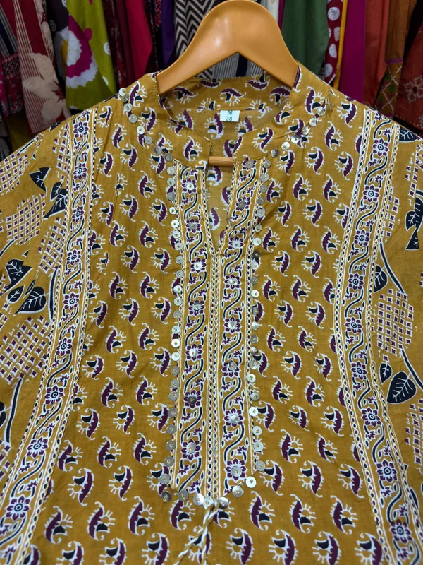 Elegant_Cotton_Flex_Kurta_Plazzo_Set_with_Dupatta