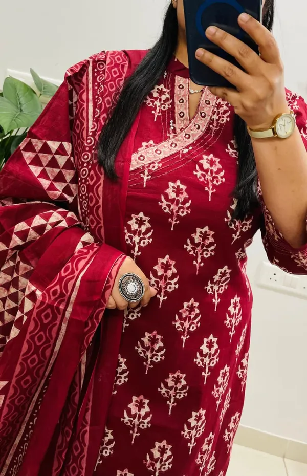 Elegant_Jaipuri_prints_with_comfortable_everyday_styling