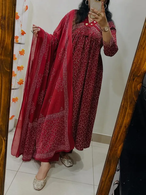 Ethnic_Cotton_Brown_Anarkali_Kurta_Pant_Set_with_Mirror_Detailing