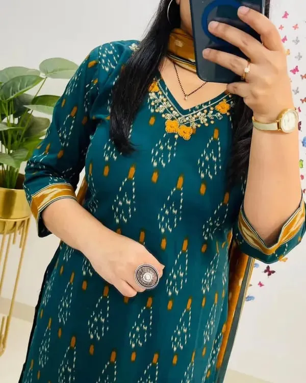 Green_Color_Ikkat_Print_with_Kurti_Pant_&_Dupatta_Set