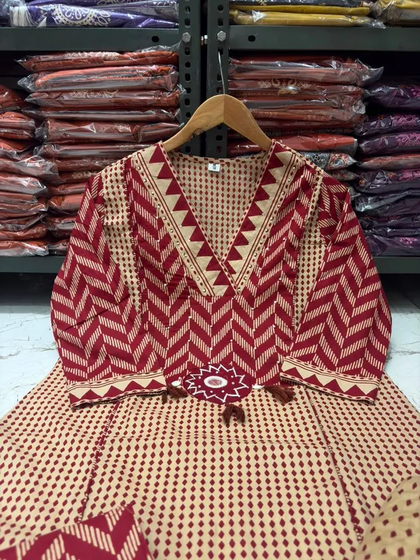 Maroon_Color_Premium_Heavy_Cotton_Kurti_Pant_Set_with_Dupatta_