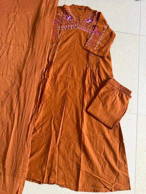 Orange_Designer_A-Line_Suit_in_Mughal/Kalamkari_Embroidery_Kurti_Pant_Dupatta_Set