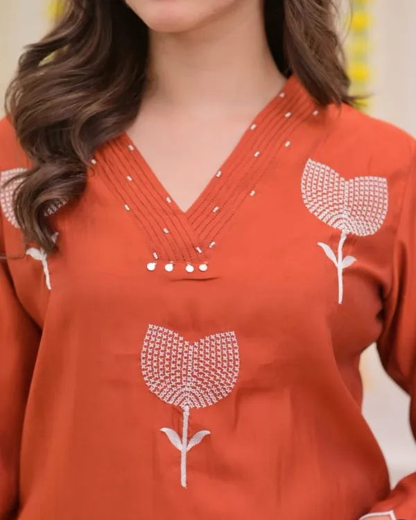 Orange_Elegant_Embroidered_Detailing_for_a_Refined_Finish