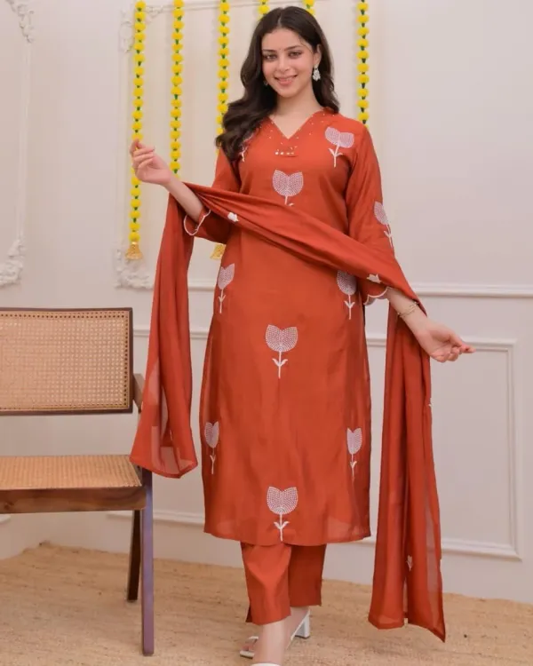Orange_Elegant_Embroidered_Detailing_for_a_Refined_Finish