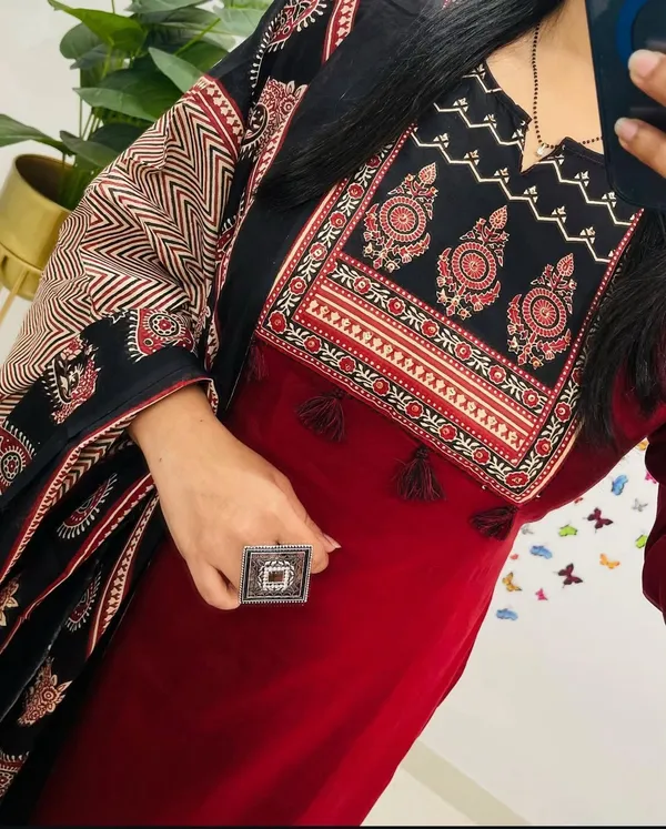 Mehroon_Heavy_Cotton_Suit_Set_with_Dupatta