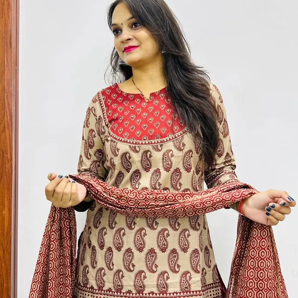 PREMIUM_QUALITY_COTTON_Top,Skirt_and_Dupatta_