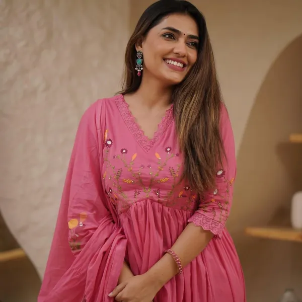 Pink_Pure_Cotton_Kurta_and_Pants_with_Dupatta