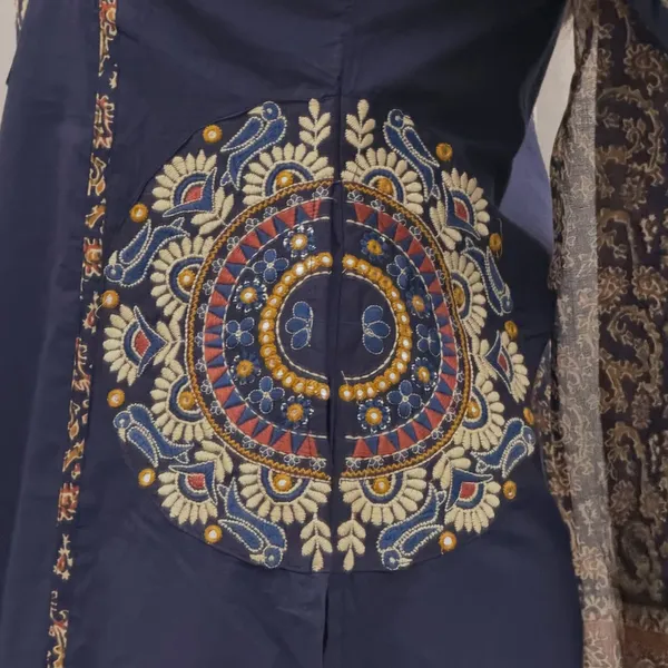 Premium_quality_cotton_embroidery_suit