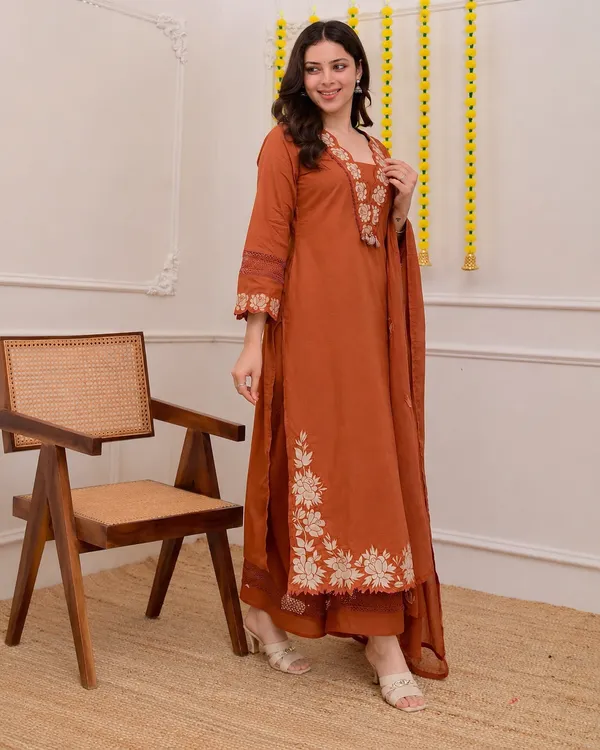 Regal_Orange_Cotton_Kurti_Set_with_Dupatta