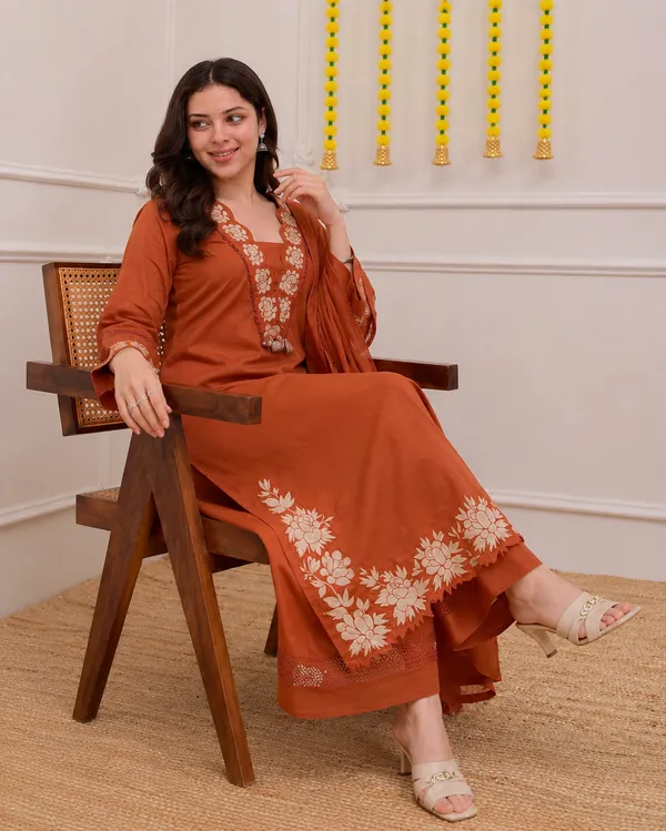 Regal_Orange_Cotton_Kurti_Set_with_Dupatta