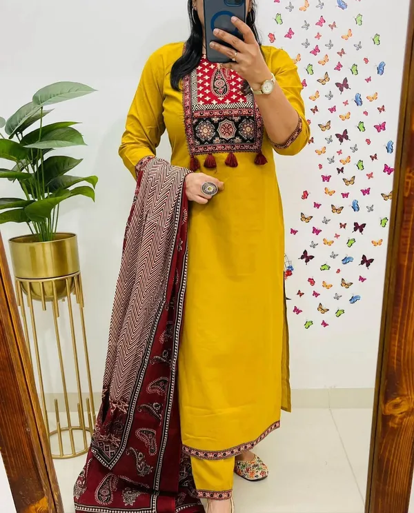 Yellow_Heavy_Cotton_Suit_Set_with_Dupatta