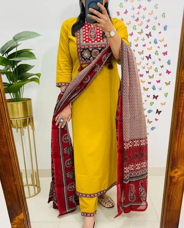 Yellow_Heavy_Cotton_Suit_Set_with_Dupatta