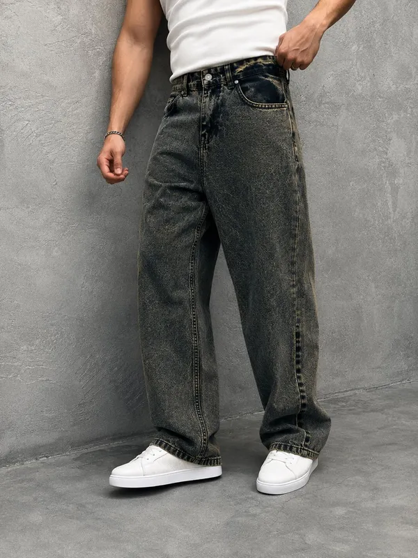 MEN_LOOSE_FIT_JEANS