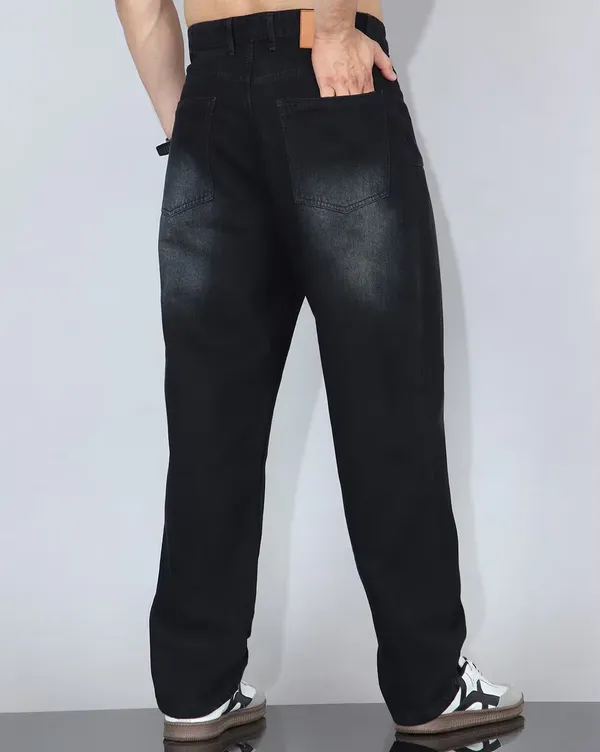 MEN_RELAXED_FIT_DENIM_JEANS