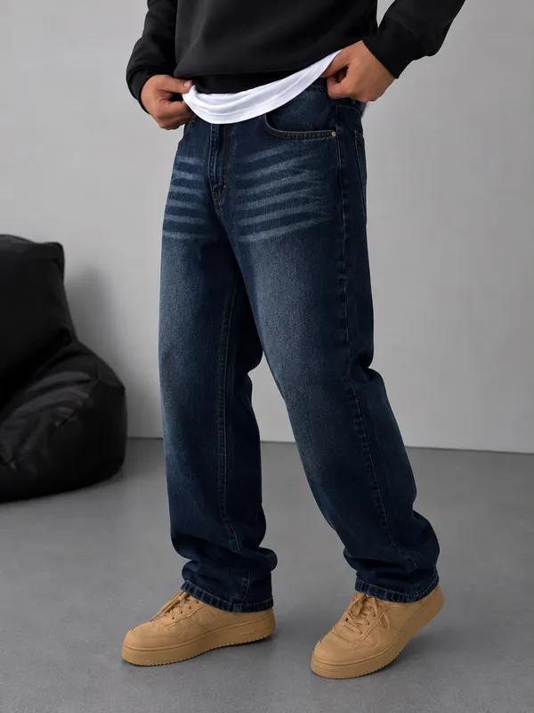 UNCLEAR_Blue_Denim_Relaxed_Fit__Jeans_for_Men-UN003