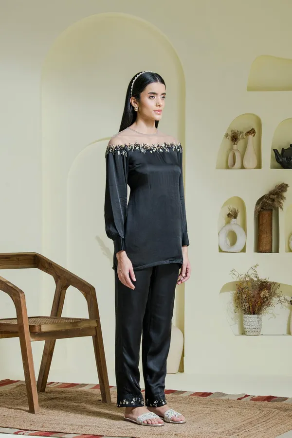 Black_Hand_Embroidered_Co-Ord_Set