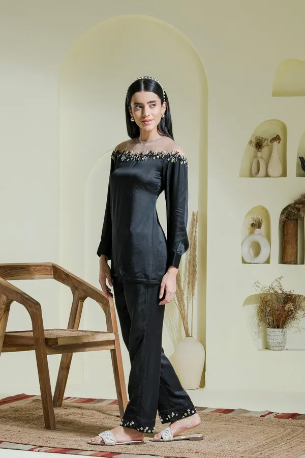 Black_Hand_Embroidered_Co-Ord_Set