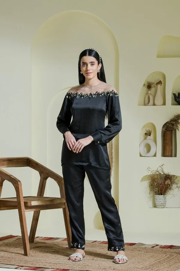 Black_Hand_Embroidered_Co-Ord_Set