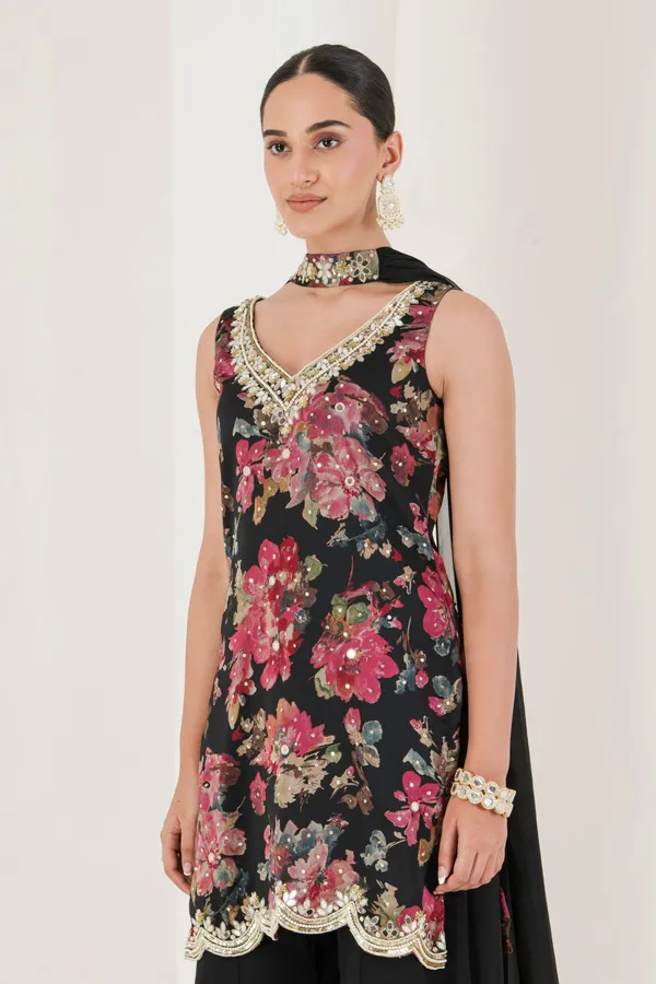 Black_Floral_Print_Mirror_Work_Sharara