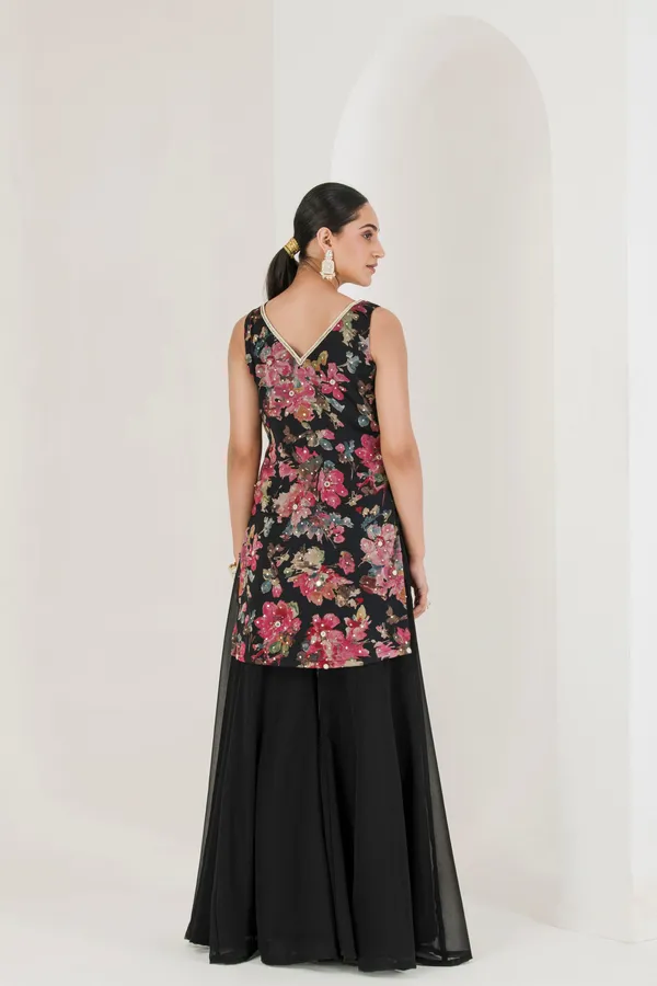 Black_Floral_Print_Mirror_Work_Sharara