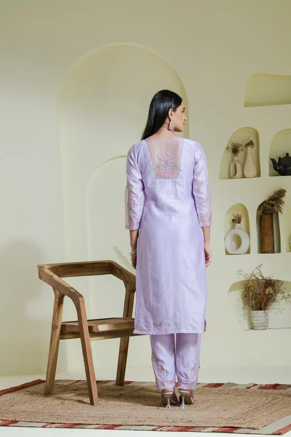 Lavender_Hand_Embroidered_Chanderi_Kurta_Set