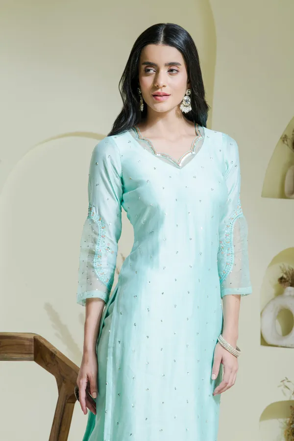 Mint_Green_Hand_Embroidered_Chanderi_Kurta_Set
