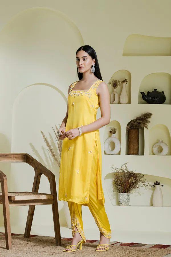 Sunshine_Yellow_Hand_Embroidered_Kurta_Set