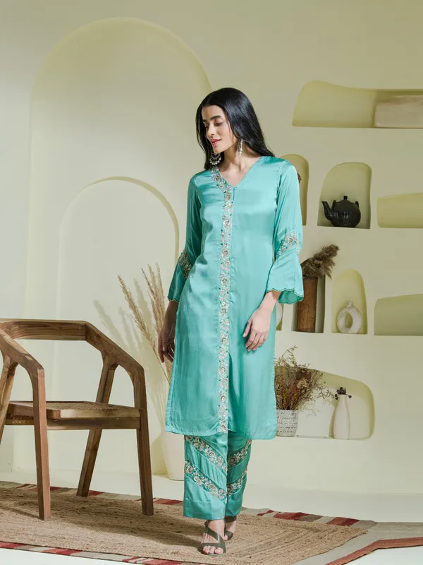 Sea_Green_Hand_Embroidered_Three_Piece_Kurta_Set