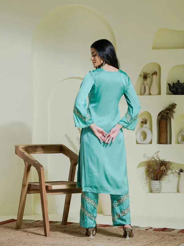 Sea_Green_Hand_Embroidered_Three_Piece_Kurta_Set