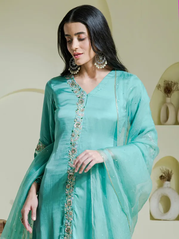 Sea_Green_Hand_Embroidered_Three_Piece_Kurta_Set